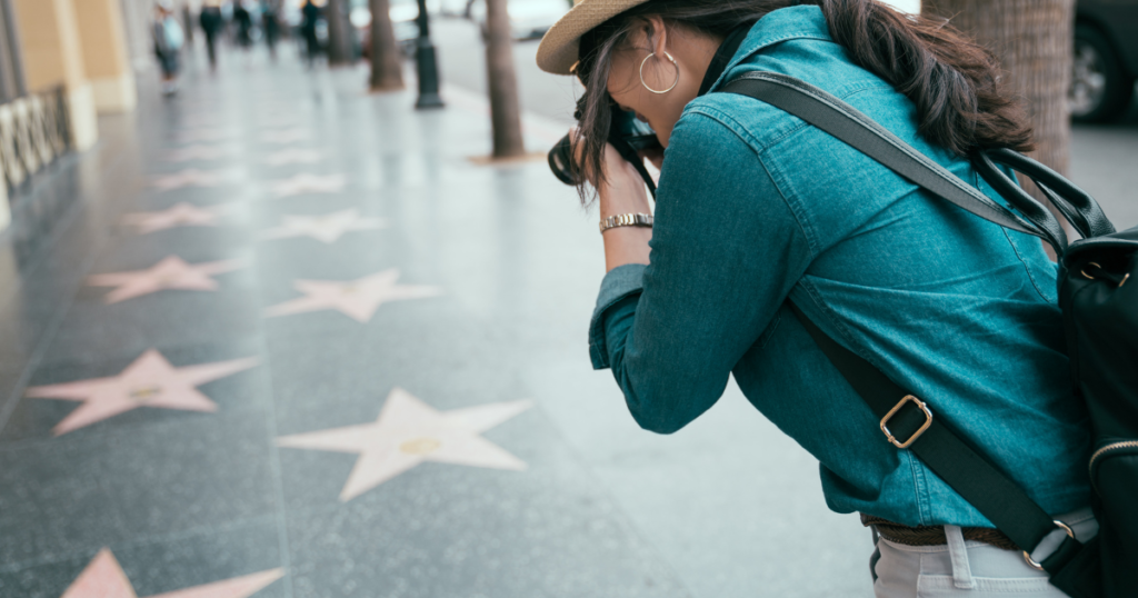 Làm sao giữ mối quan hệ khi cả hai đều bận? 7.hollywood walk of fame